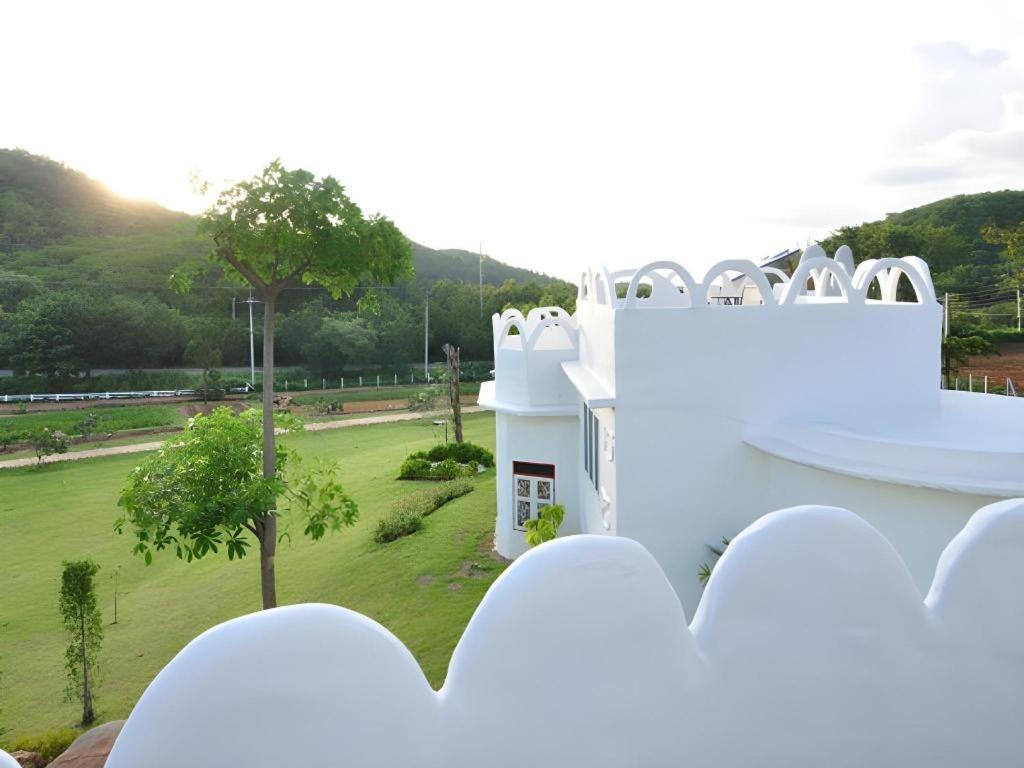 The Buda Resort Muaklek Муаклек Экстерьер фото
